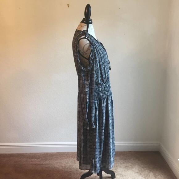 Michael Kors XL maxi cold shoulder dress ruffle bohemian cottagecore - Picture 2 of 7